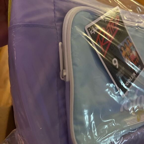 Igloo Retro Collection 9 Can Cooler Bag - Picture 8 of 9